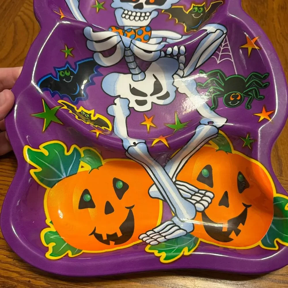 Berman Industries Vintage Halloween Skeleton Plastic Snack Tray Pumpkins Party